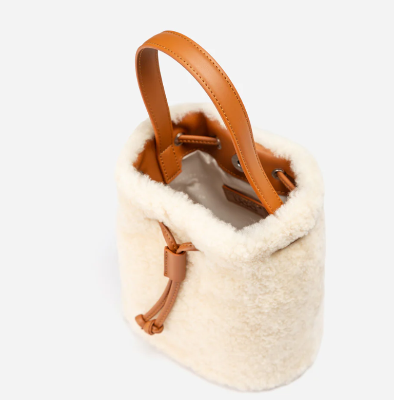 Ozwear Ugg Fluffy Bucket Bag ozb001