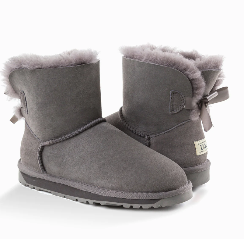 Ozwear Ugg Classic Mini Bailey Bow Boots (Water Resistant) ob365