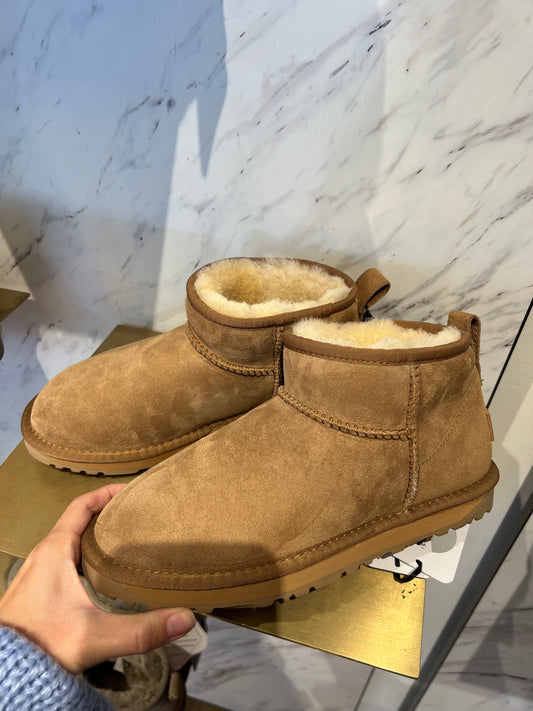Ozwear Ugg Classic Ultra Mini Boot (Water Resistant)ob658