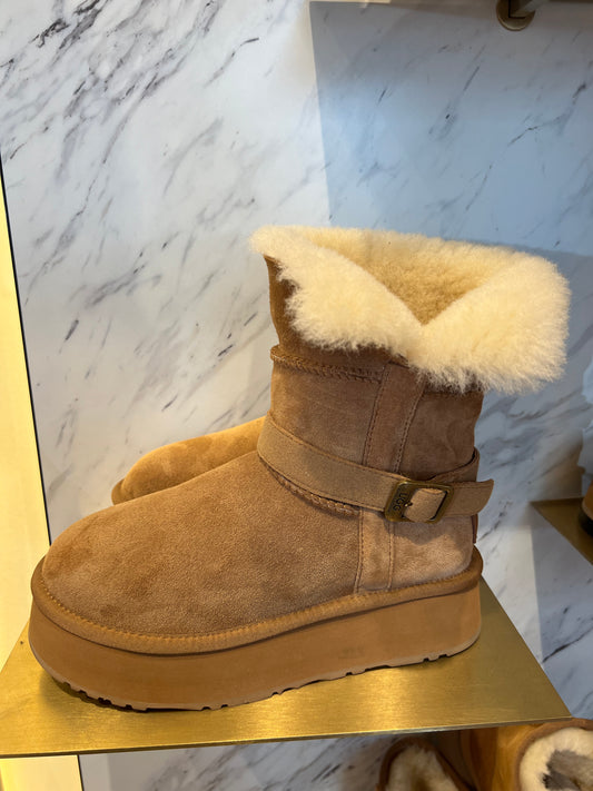 Ozwear Ugg Classic Platform Buckle Mini Boots (4.5cm) (Water Resistant) ob890