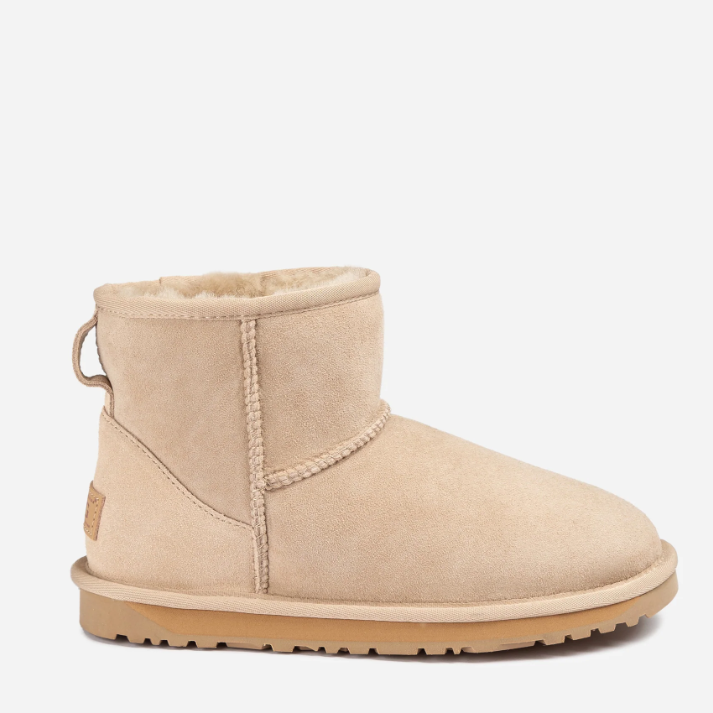 Ozwear Ugg Classic Mini Boots (Water Resistant) ob360