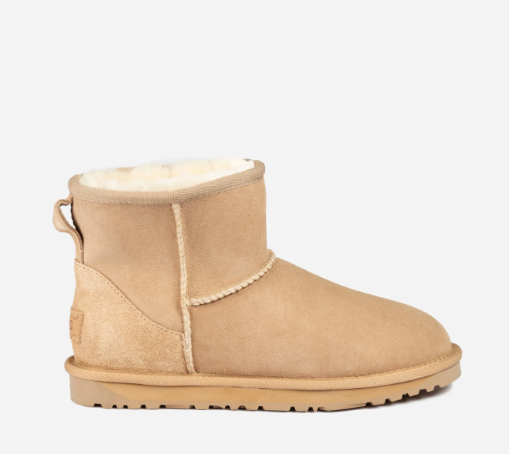 Ozwear Ugg Classic Mini Boots (Water Resistant) ob360