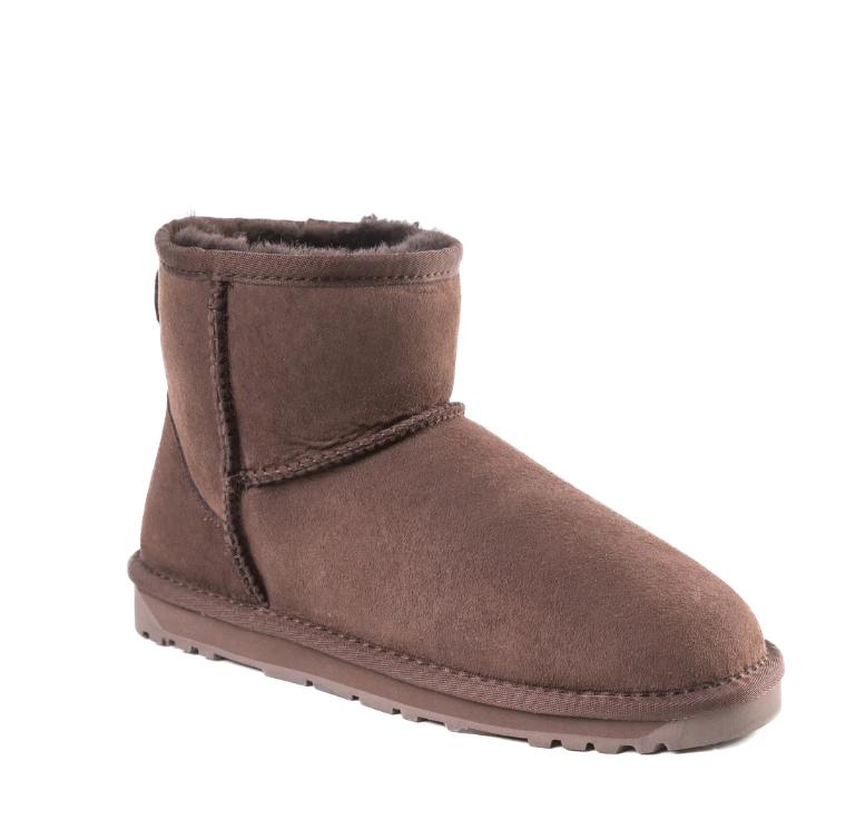 Ozwear Ugg Classic Mini Boots (Water Resistant) ob360