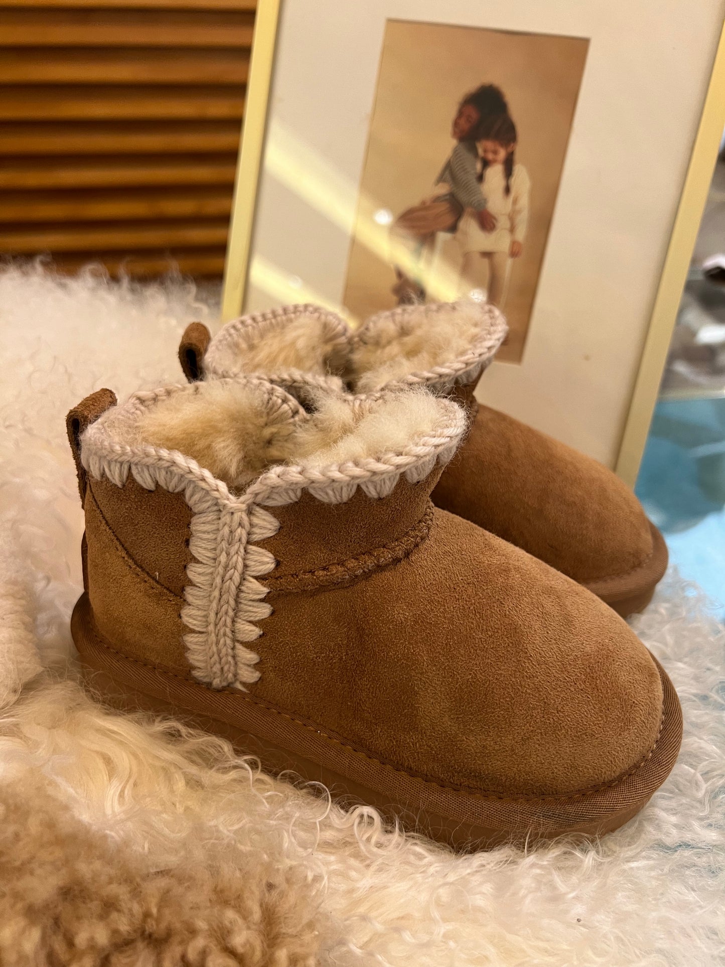 Ozwear Ugg Kids Eskimo Mini Boots (Water Resistant) ob802k
