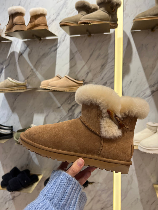 Ozwear Ugg Horns Button Mini Boots ob803