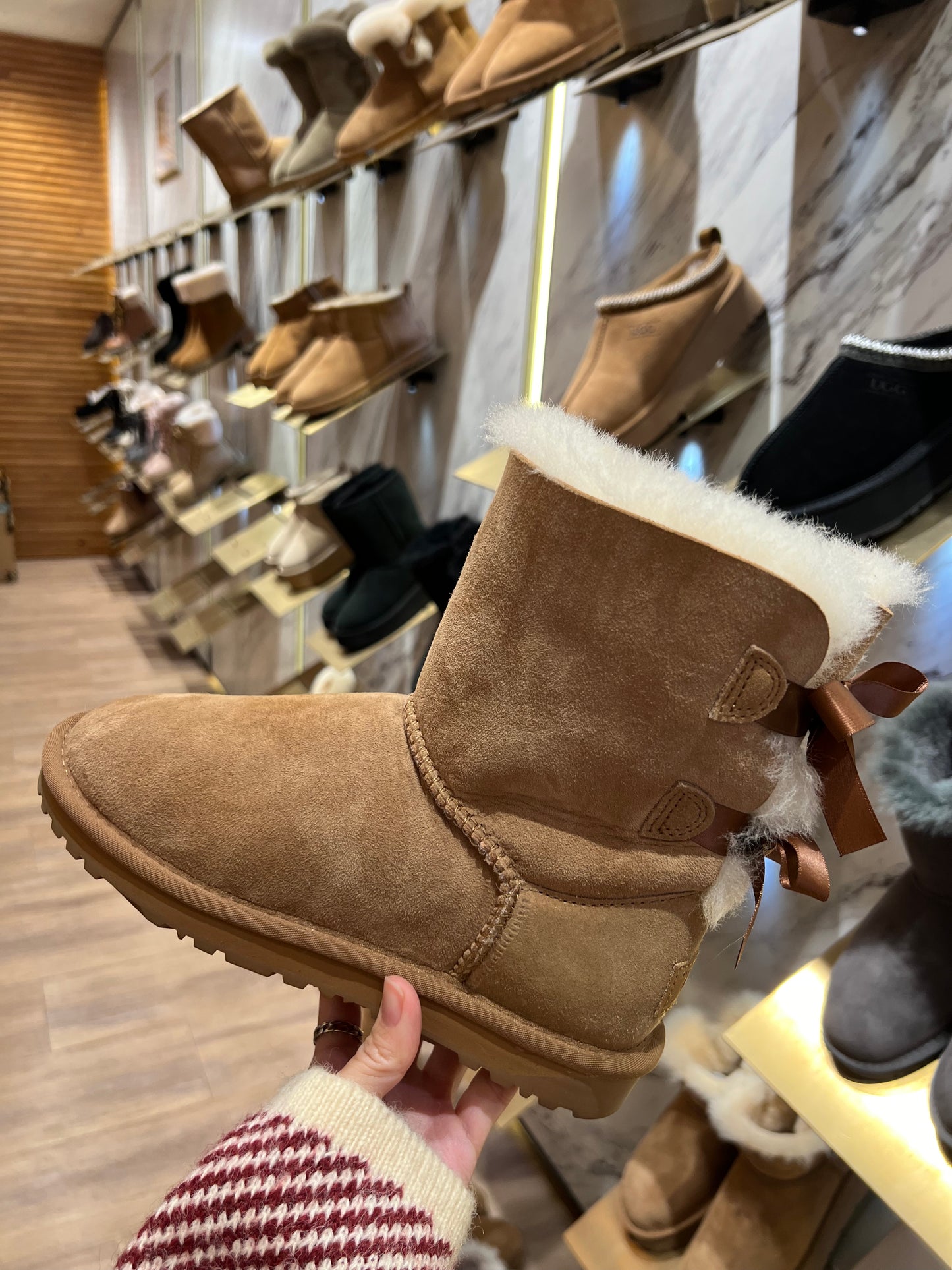 Ozwear Ugg Classic Bailey Bow Boots (Water Resistant) ob364